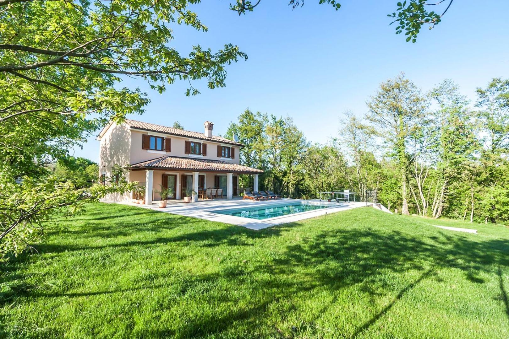 Willa House Andrijasi